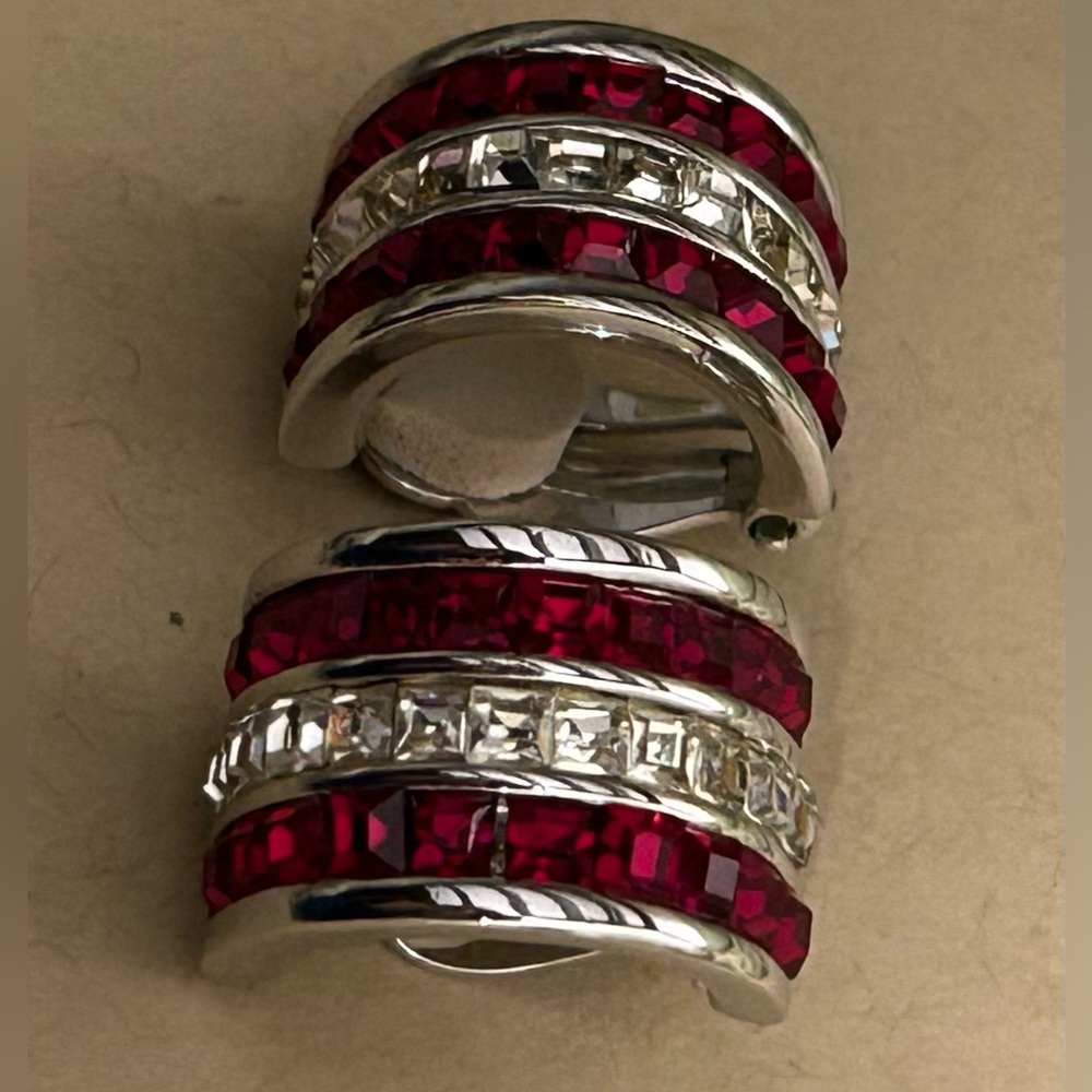 RANDAL CARNES Red & Clear Crystal, Silver Tone Huggie Hoop Clip-On Earrings - Picture 3 of 5
